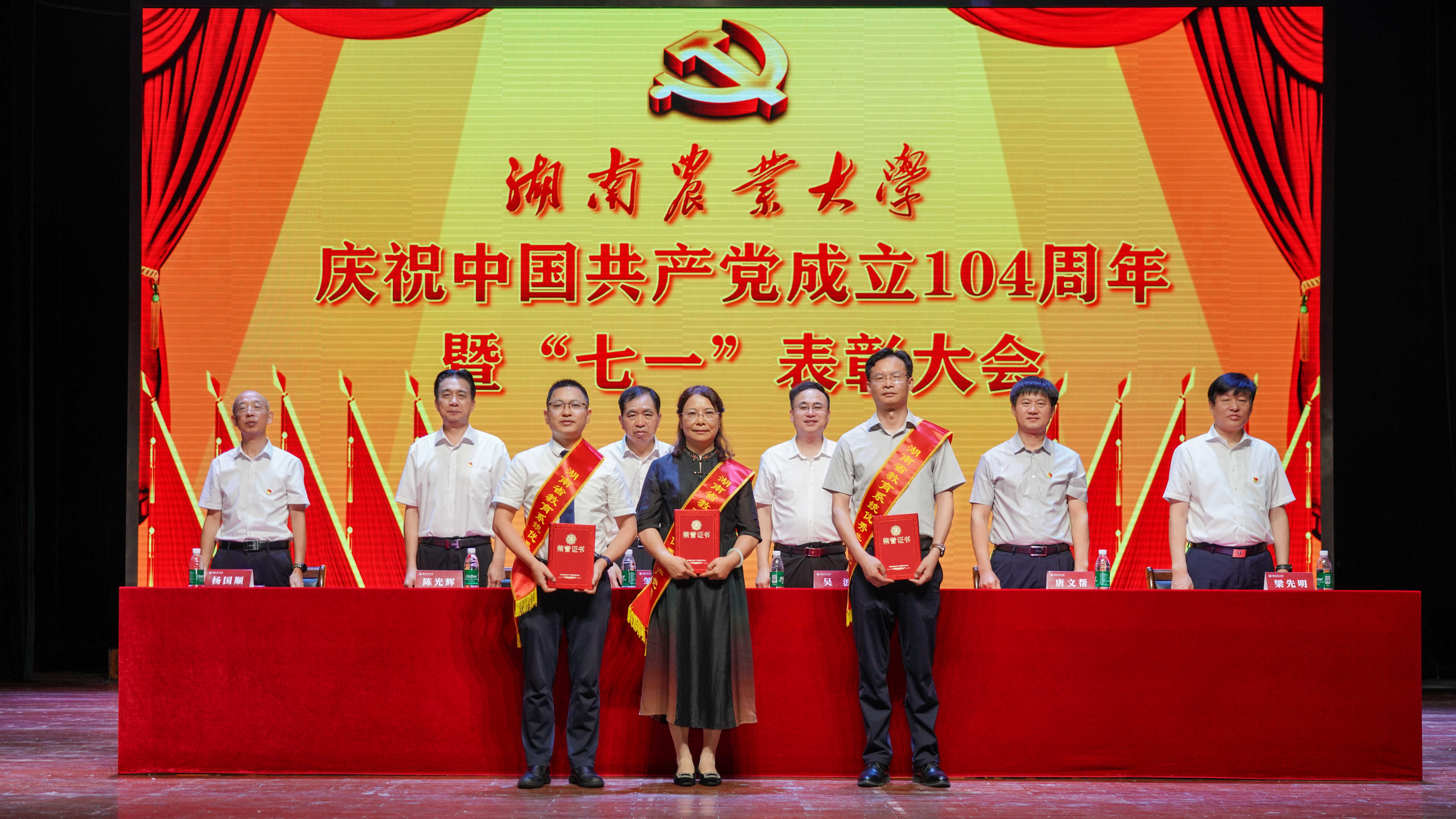 图4.jpg